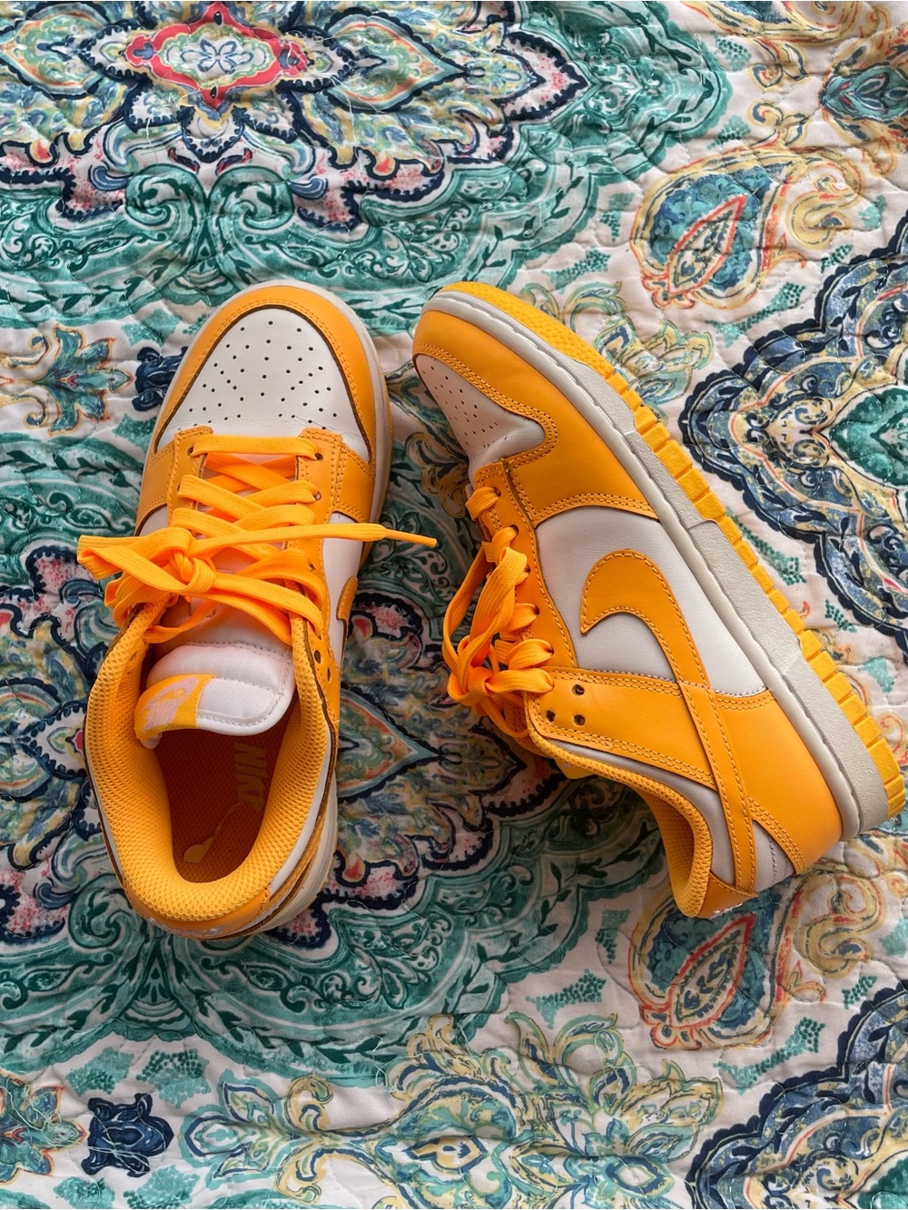 *GUC* Orange NiKE Low Top Dunks Women’s 6